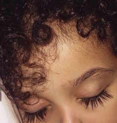 Long Eyelashes Black Women, Long Thick Lashes Natural, Natural Eyelashes Real, Narrow Lower Face, Long Lashes Aesthetic, Thick Eyelashes Natural, Naturally Long Eyelashes, Long Eyelashes Naturally, Long Natural Eyelashes