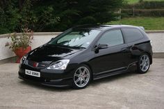 Honda Civic Type R EP3 Detailing World 2000s Street Racing, Honda Civik, Honda Civic Type R Ep3, Honda Civic Ep3, Honda Type R, Hot Hatchback, Car Stripes, Black Honda, Jdm Honda