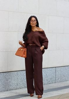 2023 Fashion Trends Work, Trending Fall Outfits, Semi Formal Mujer, Fall 2023 Fashion Trends, Chic Fall Outfit, Fall Walk, Fall 2023 Fashion, 2023 Fashion Trends, Fashion Trend Forecast