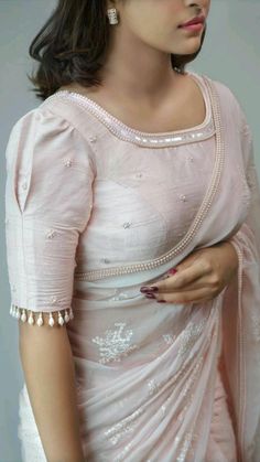 Simple And Cute Blouse Designs, Sleave Ideas Woman Saree Blouse, Simple Half Hand Blouse Designs, Sleeve Designs For Saree Blouse, Pattu Saree Blouse Hand Designs Latest, Half Hands Blouse Designs Latest, Plain Saree Blouse Designs Latest, Blouse Hand Designs With Beads, Saree Blouse Simple Designs