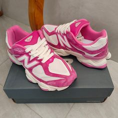 Come With Box Sizew8.5 M7 Girly Bracelets, Pretty Sneakers, New Balance 9060, Shoes New Balance, Hype Shoes, Girly Shoes, Swag Shoes, Balance Shoes, Pink Shoes