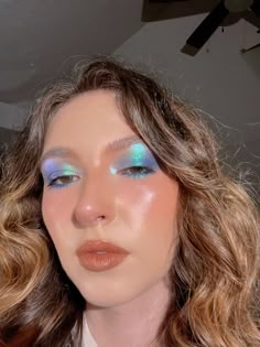 sparkly eyeshadow, blue eyeshadow, terra moons, multichrome eyeshadow, ethereal makeup Blue Halo Eyeshadow, Sparkly Blue Makeup, Iridescent Eyeliner, Multichrome Eyeshadow Looks, Multichrome Makeup, Shimmer Eyeshadow Looks, Light Blue Eyeshadow, Silver Eyeshadow Looks, Moon Eyeshadow