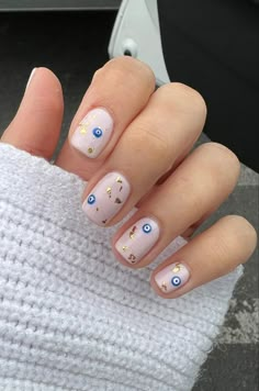 Evil Eye Nails Short Simple, Phoebe Bridgers Nails, Evil Eye Nails Design, Evil Eye Nail Designs, Nails Evil Eye, Glitter Toe Nails