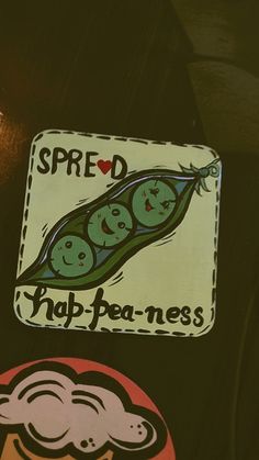 two stickers with the words speed and peas on them are shown next to each other