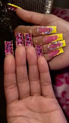 print nails with french tip #nailsofinstagram #frenchnails #glamour #yellow Creative Acrylic Nail Designs, Cheetah Print Toe Nails, Lips Nails Designs, Plain Nail Designs, 2000s Nail Art, Trashy Nails, Custom Nails Design, Nail Ideas Long, Nails With French Tip