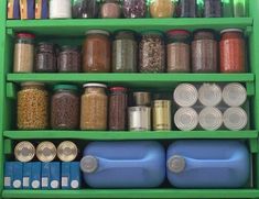 The Beginner's Guide To Emergency Food Storage | Urban Survival Site Emergency Supply List, Prepper Food Storage, Apartment Pantry, Preppers Storage, Popcorn Butter, Prepper Food, Non Perishable Foods, Home Pantry