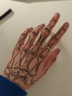 skeleton hand Leg Sharpie Tattoos, Drawn Skeleton Hand, Skeleton Hand Design, Skeloten Hand Tat, Cool Hand Art With Pen, Drawings On Hands Ideas, Hand Skeleton Drawing On Skin, Skeleton Hand On Hand, How To Draw A Skeleton Hand On Your Hand