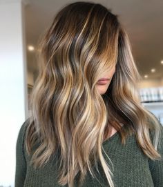 Light Brown Hair Color Ideas, Grey Balayage, Light Brown Hair Color, Strawberry Blonde Highlights, Brown Hair Color Ideas, Brown Ombre Hair, Brown Hair Looks