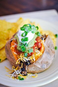 an image of sweet potatoes with taco stuff on top and text overlay that reads, how to make taco stuffed sweet potatoes