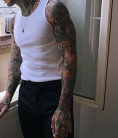 Kanye West Outfits, Cora Reilly, Hot Tattoos, Aesthetic Boy, Black Ink Tattoos, Tattoo Model, Kanye West, Comfortable Outfits