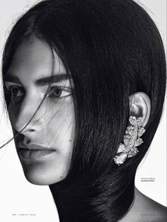 Vogue Jewelry Editorial, Saffron Vadher, Hair Editorial, Txema Yeste, Jewelry Shoot, 2005 Fashion, Elite Model Management, Jewelry Editorial, Editorial Hair