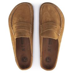 Naples Suede Leather Temporary Wardrobe, Birkenstock Styles, Birkenstock Clogs, Moccasins Style, Construction Details, Leather Gear, Calf Muscles, Uk Fashion, Soft Suede