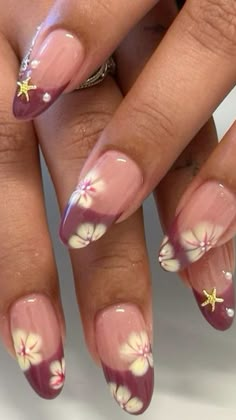 Summer Aesthetic Nails, Flower Y2k Nails, 70s Floral Nails, Y2k Floral Nails, Hawaiian Flower Nails Y2k, Japanese Floral Nails, Henna Ink, Euphoria Nails, Girly Acrylic Nails