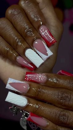 Medium Acrylic Christmas Nails, Pink Christmas Nail Designs Simple, Red And White Sweater Nails, Christmas Nails Short Square Acrylic, Christmas Nails For Brown Skin, Chirmast Nails, Nail Idea Winter, Christmas Shorties Nails, Christmas Nails Acrylic Designs