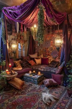 Dark Boho Living Room, Goth Bedroom, Dark Home Decor, Dreamy Room, Dream Room Inspiration, Design Del Prodotto, Decoration Inspiration, Room Makeover Inspiration, Decor Minimalist