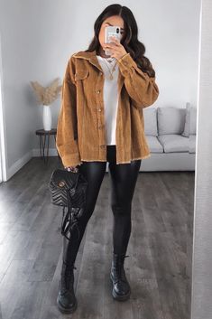 Nyc Winter Outfits, Pleather Leggings, Cozy Fall Outfits, Office Casual Outfit, Summer Trends Outfits, Shein Outfits, Trendy Fall Outfits, Trending Fashion Outfits, Looks Street Style