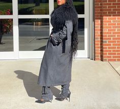 Enhance your pre fall/fall wardrobe with our premium Charcoal Denim Trench. Crafted from mid weight denim, this relaxed-fit coat makes a statement with its detachable Mongolian fur collar. A front button closure, waist belt, and side pockets add functionality while the shoulder epaulettes offer versatile styling options. Stay chic and polished with this sophisticated outerwear. SHIPS IN 14 BUSINESS DAYS. 100% Cotton, 100% Mongolian Fur Medium denim wash. Model is wearing a size small. Measuremen Winter Denim Long Coat, Denim Accessories Jewelry, Faux Fur Cardigan, Shoulder Epaulettes, Mongolian Fur, Duster Dress, Fur Cardigan, Fitted Coat, Denim Accessories