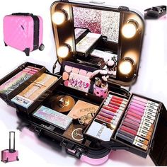 Travel Makeup Kit, Make Up Kits, Professional Makeup Kit, Good Lighting, Tsa Approved, Make Up Looks, Makeup Room, Makeup Box, Makati