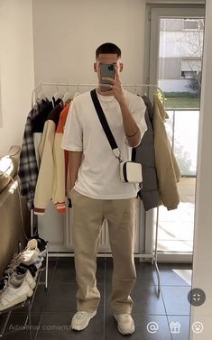 New York Street Wear Men, Utility Pants Outfit Men, Guy Concert Outfit, Outfit Ideas For Men Streetwear, Guys With Good Style, Trendy Boy Outfits, Mens Trendy Outfits