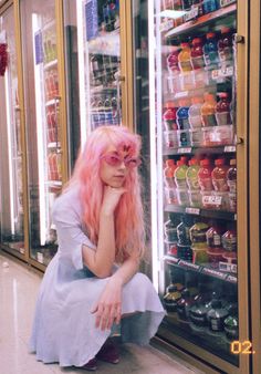 (ㆁᴗㆁ✿) Doll Hospital, 80s Grunge, Modern Mermaid, Gothic Photography, Models To Draw, Alternative Model, Tumblr Fashion, Insta Inspo