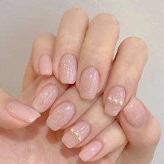 Simple Elegant Nails, Feet Nail Design, Minimal Nails Art, Nails Trend, Spring Nail Designs, Subtle Nails