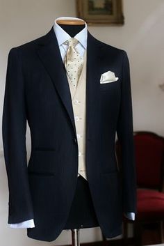 Sprezzatura-Eleganza | sartoriacresent:   COSTUME FOR A GROOM  SUPER150’s... Blue Suit For Men, Linen Waistcoat, Dark Blue Suit, Zsazsa Bellagio, Bride Magazine, Grey Vest, Yellow Silk