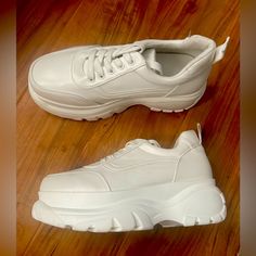 I Got These Last Year But Had So Many White Sneakers. I Never Wore It. They're All White And The Material Would Be Super Easy To Clean. These Are So Cute With Jeans Or Even A Skirt/Dress! Material: Pu Leather Fabric, Easy To Handle And Not Easily Measurements: Heel: 2.6 Inches (Approximately), Platform: 1.4 Inches (Approximately) Product Features: Fashion Sports Shoes Are Round Head, Flat Bottom And High Heel, Young And Lively, Free And Charming, Suitable For Any Time Period. Taller And Slimmer Ugh Sneakers, White Sneakers Aesthetic, Tall Sneakers, Chunky White Sneakers, Shoes Chunky, Sport Shoes Fashion, Vibe Clothes, Time Period, Chunky Sneakers