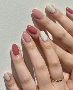 Snow Tattoo, Minimal Nails Art, Hello Nails, Subtle Nails, Trendy Nail Art Designs, Simple Gel Nails, Minimal Nails, Casual Nails, Blush Nails