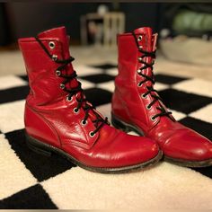 Vintage Boots Dm Me For More Details. Vintage Boots, Dm Me, Lady In Red, Bootie Boots, Ankle Boots, Size 6, Women Shoes, Boots, Red