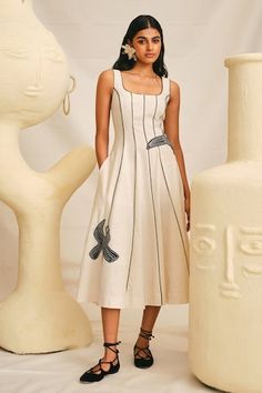 White panelled dress with bird applique embroidery and scoop neckline. - Aza Fashions Handloom Dress, Mens Outerwear Fashion, Xxxl Dress, Handloom Fabric, Panel Dress, Dresses Xxl, Flared Dress, West Bengal, Pune