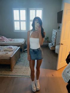 Cute Shoes And Outfits, Cute Summer Night Outfits Casual, Summer Fit School, Elegant Back To School Outfits, Networking Dinner Outfit, Cute Fits With Skirts, Summer Fits Ideas, Cute Summer Outfits Skirt, Spring Fit Ideas