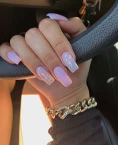 Easter Nails Designs Spring | Easter Nail Easter Nails Design Spring, Ambre Nails, Grad Nails, Colour Tip Nails, Homecoming Nails Acrylic, How To Grow Nails, Nail Art Instagram