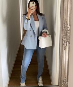 Stylish Business Outfits, Modest Casual Outfits, Effortlessly Chic Outfits, Woman Suit Fashion, Elegante Casual, Classy Work Outfits, Classy Casual Outfits, Stylish Work Outfits