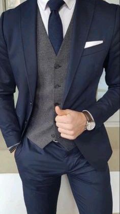 Stylish Mens Suits, Mens Business Casual Outfits, Formal Men Outfit, Classy Suits, Dress Suits For Men, Stylish Men Casual, Designer Suits For Men, Mens Casual Dress Outfits, Men Stylish Dress