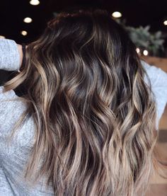 Partial Highlight With Shadow Root, Root Smudge Brunette To Caramel, Color Melting Hair, Dimensional Brunette, Bronde Balayage, 2023 Hair, Bronde Hair, Shadow Root