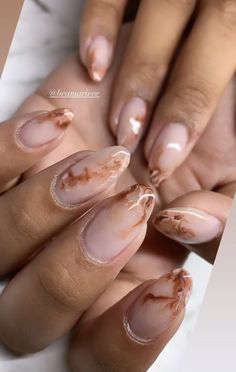 Marble Autumn Nails, Coffee Aesthetic Nails, Tortie French Nails, Boho Nail Ideas Almond, Coffee Marble Nails, Autumn Marble Nails, Fall Marble Nail Designs, Marble Fall Nails, Autumn Wedding Nails