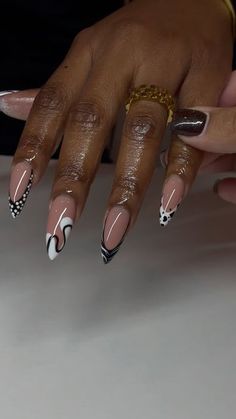 Nails By Bou, LLC on Instagram: "🤍🖤 Inspo- @giangnail.ie #atlanta #atlnails #atlhairstylist #detroitnailtech #detroitgelx #atlnailtech #gelxatl #viralvideos #viralreels #gelxatlanta #nailinspo #explorepage #nailart #celebritynailtech #celebritynails #celebrityhairstylist" Houston Nail Techs, Celebrity Nails, Nail Bar, Celebrity Hair Stylist, French Manicure