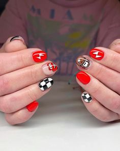 9 Pixar Nail Ideas That We Can't Get Enough Of - That Disney Fam Western Easy Nails, Cars Nails Disney, Toy Story Nails Acrylic, Hulk Nails, Lightning Mcqueen Nails, Finding Nemo Nails, Cars Nails, Pixar Nails, Disney Nail Ideas