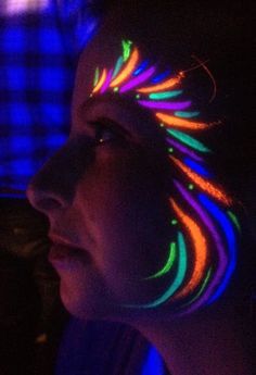 Résultat de recherche d'images pour "face painting fluo"