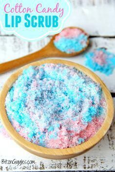 Cotton Candy Lip Scrub, Lip Peeling, Homemade Scrubs, Lip Gloss Recipe, Homemade Sugar Scrub, Scrub Homemade, Scrub Diy