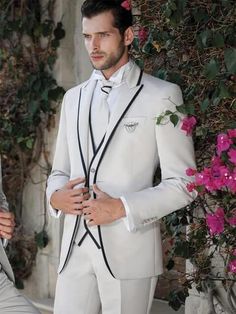 Wedding Suits For Men Black, Suits For Men Black, White Ivory Wedding, Tuxedo Prom, Wedding Suits For Men, Groomsmen Tuxedos, Graduation Suits, Formal Tuxedo, 1950s Mens