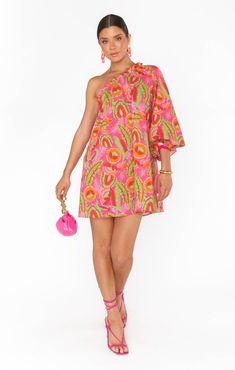 Our High Volume mini screams vacay! With a one shoulder fit and vibrant print, you're sure to turn heads, while the elastic neck ensures that you'll stay comfy. Style with strappy heels for your new fave 'fit. Maternity Dress Outfits, Bodysuit Jumpsuit, Overalls Pants, Bridal Party Dresses, Little White Dresses, Show Me Your Mumu, Midi Maxi Dress, Mini Shift Dress, Dress With Cardigan