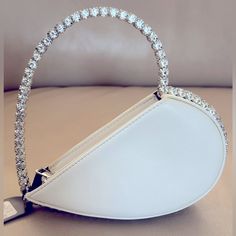 Nwt White Heartbreaker Rhinestone Small Clutch Purse Half Broken Heart Purse Unknown Material, Much Like Vegan Leather Zip Closure Elegant White Heart-shaped Bag, Fancy Clutch Purse, White Clutch Purse, Small Clutch Purse, Sparkly Bag, Fancy Clutch, Fancy Purses, Side Purses, Heart Purse