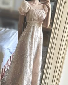 Soft Feminine Outfits, Christmas Outfit Ideas, Feminine Outfits, Soft Feminine, Fairytale Dress, Stay Young, Christmas Outfits, Look Younger, Christmas Fashion