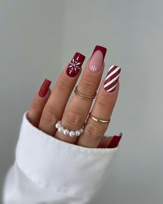 December Nails, Red Christmas Nails, Christmas Nails Easy, Christmas Gel Nails, Christmas Nails Acrylic, Thanksgiving Nails, Festival Nails, Xmas Nails, Christmas Nail Designs