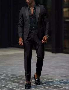 Red And Black Tuxedo Men, Mens Black On Black Suit, All Black Suits Men, Mens Big And Tall Suits, Black And Black Outfit Men, Black Three Piece Suit Men Classy, Men’s Wedding Outfit Ideas, All Black Suit Black Man, Prom For Men Ideas