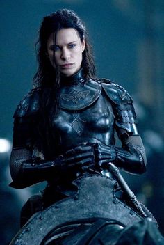 Rhona Mitra, Female Armor, Heroic Fantasy, Vampires And Werewolves, Vampire Academy, Fantasy Armor, Kate Beckinsale, Arte Fantasy