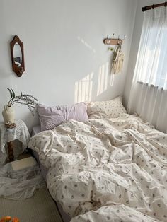 Vintage lilac purple floral bedding set for dorm room ideas Girly Bedding, Wash Bed Sheets, Girls Duvet Covers, Floral Bedding Sets, Purple Bedding, Flower Bedding, Single Quilt, Floral Bedding, Cotton Bedding Sets