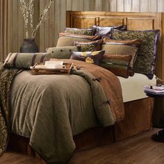 Highland Lodge Comforter Set from HiEnd Accents King Size Comforter Sets Rustic, Rustic Bedding Sets, Lodge Bedding, Cabin Bed, Rustic Bedding, King Comforter Sets, Rustic Bedroom, Mountain House, Rustic Cabin