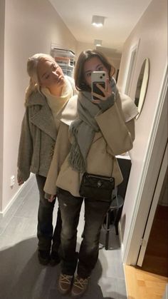 Light Feminine, Scandinavian Fashion, Cold Outfits, Fall Fit, Fall Fits